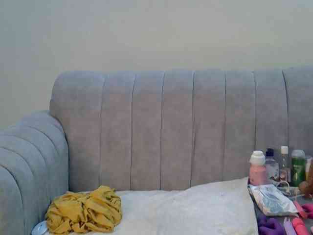 Divaslutty webcam