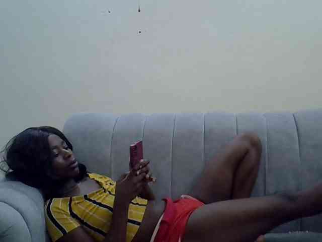 Divaslutty webcam
