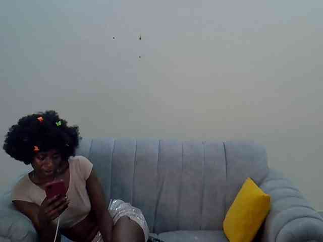 Divaslutty webcam