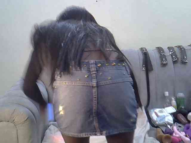 Divaslutty webcam