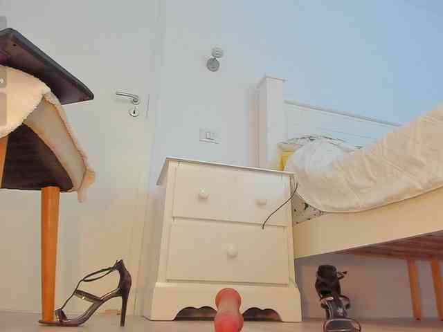 Aariana4u webcam