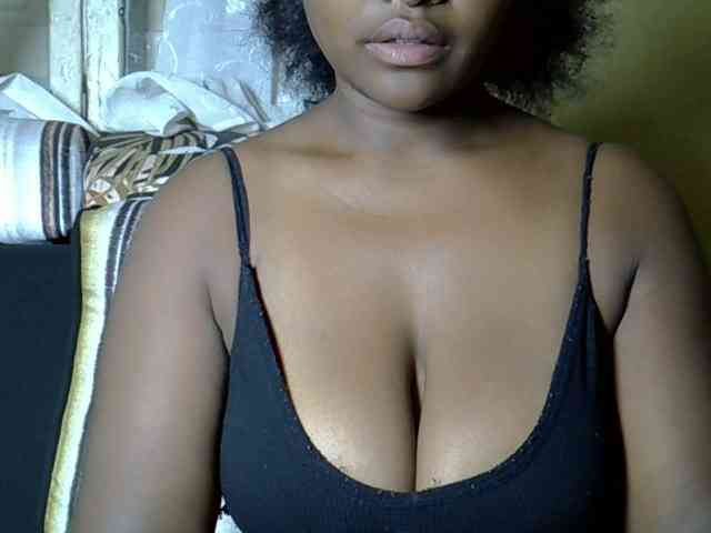 Rithanya Live Webcam on BongaCams