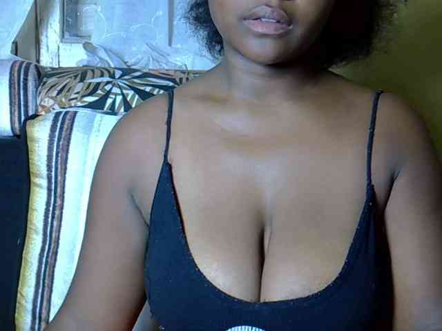 Rithanya Live Webcam on BongaCams