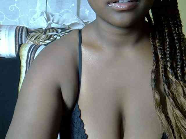 Rithanya Live Webcam on BongaCams