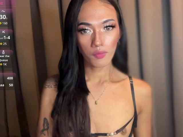 Ts_glamorousa