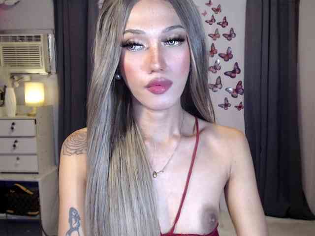 evegoddess19 Live Webcam on BongaCams