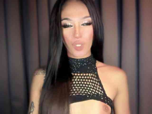 evegoddess19 Live Webcam on BongaCams