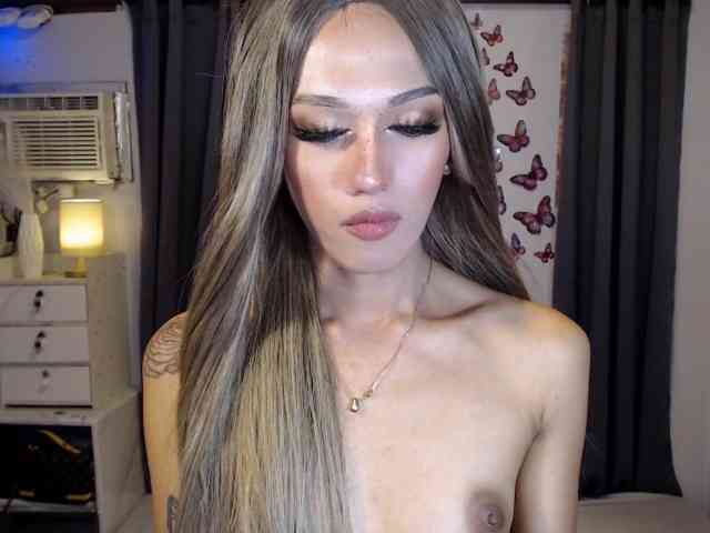 evegoddess19 Live Webcam on BongaCams