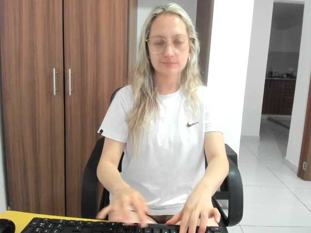 Adelejohnsonn Porn