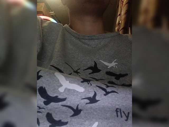 Flowerlily's BongaCams show and profile