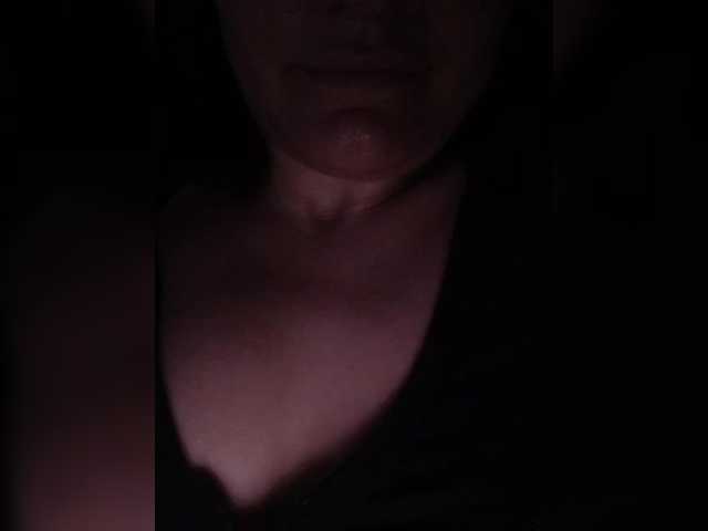 Flowerlily's BongaCams show and profile