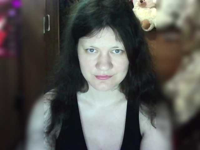 Flowerlily's BongaCams show and profile