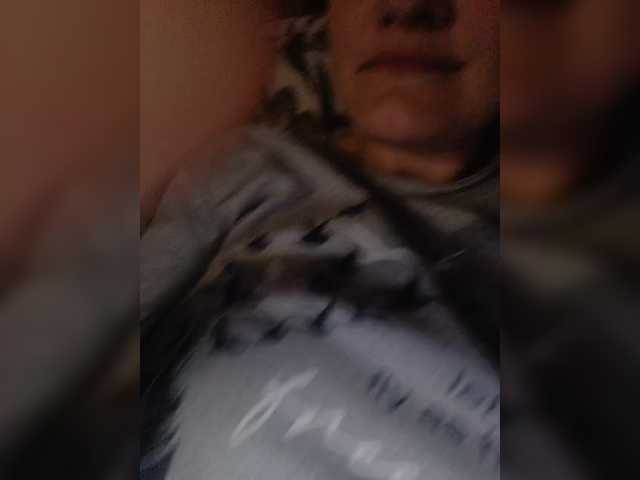 Flowerlily's BongaCams show and profile