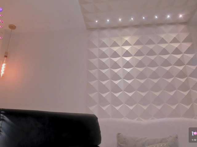 NinaMichelle's BongaCams show and profile