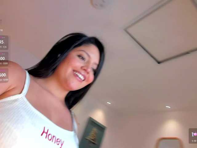 NinaMichelle's BongaCams show and profile