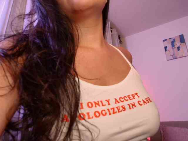 NinaMichelle webcam