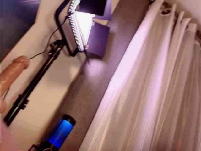 NinaMichelle webcam