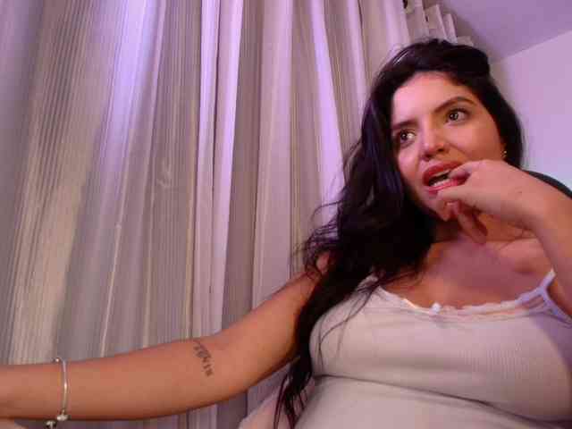 NinaMichelle webcam