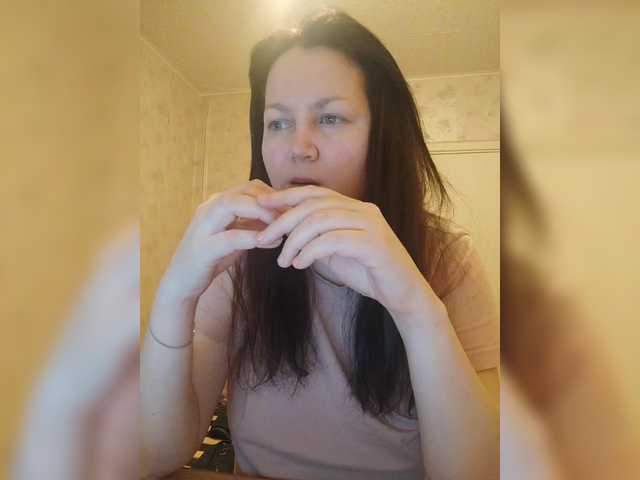 Alexsa08's BongaCams show and profile