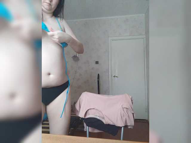 Alexsa08's BongaCams show and profile