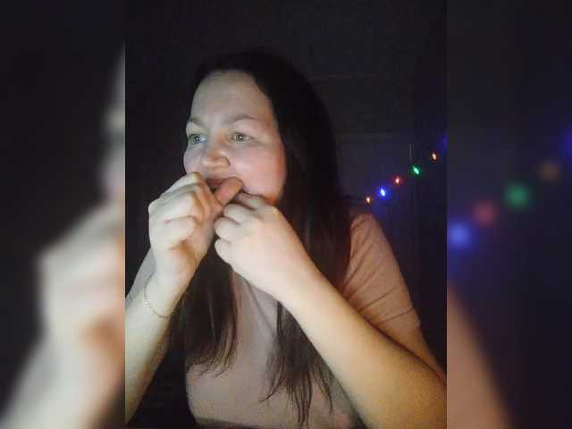 Alexsa08's BongaCams show and profile