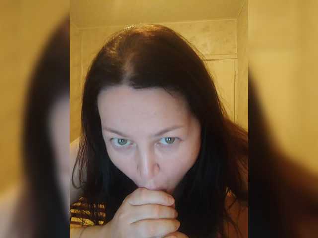 Alexsa08's BongaCams show and profile