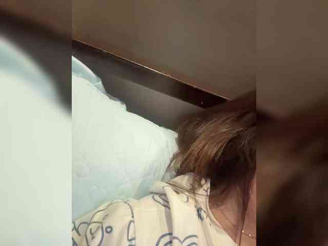 MintyyCind webcam