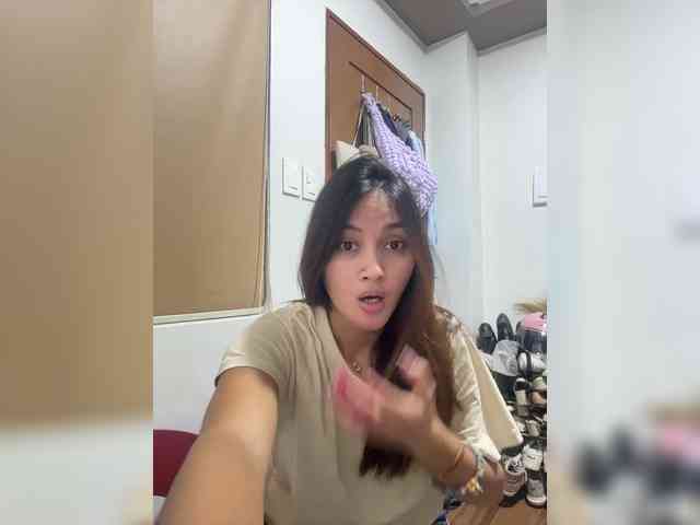 MintyyCind webcam
