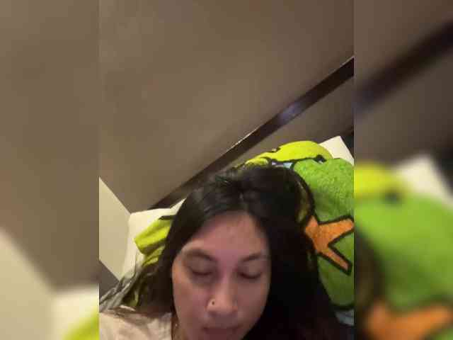 MintyyCind webcam