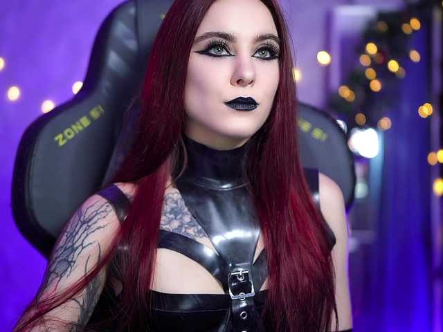 Nellene's BongaCams show and profile