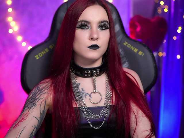 Nellene's BongaCams show and profile