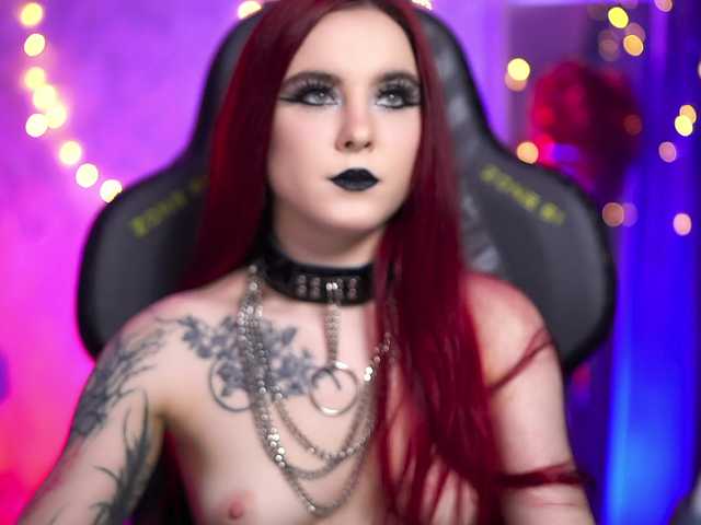 Nellene's BongaCams show and profile