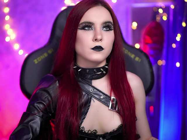 Nellene's BongaCams show and profile