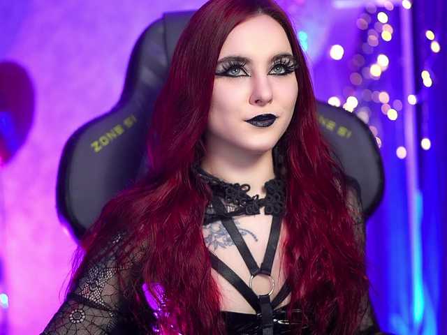 Nellene's BongaCams show and profile