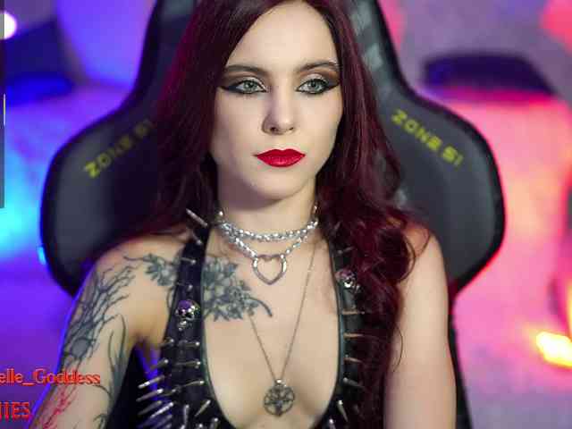 Nellene Live Webcam on BongaCams