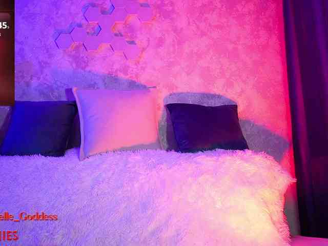 Nellene Live Webcam on BongaCams