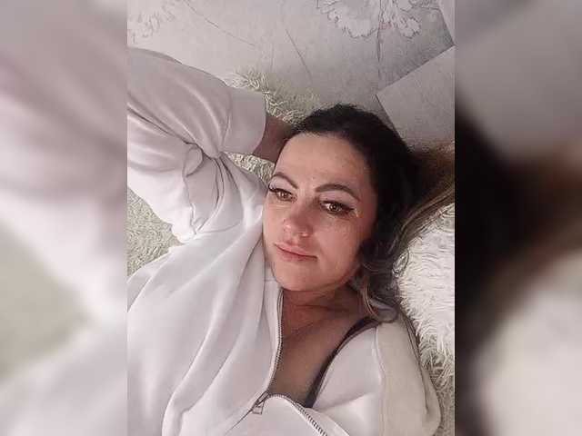 Miss_Kiss_Kiss webcam