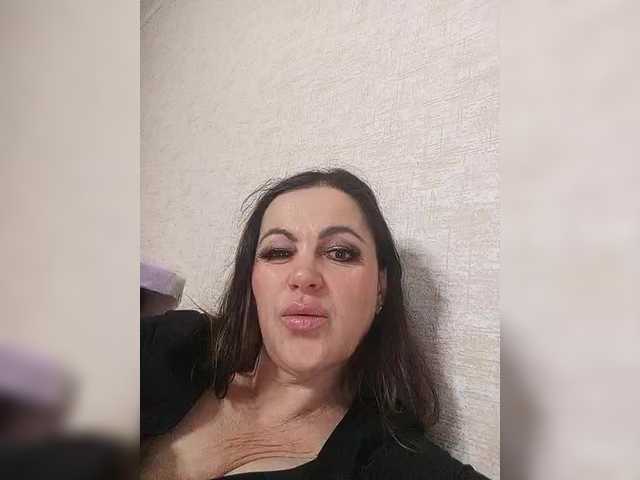 miss-kiss-kiss's BongaCams show and profile