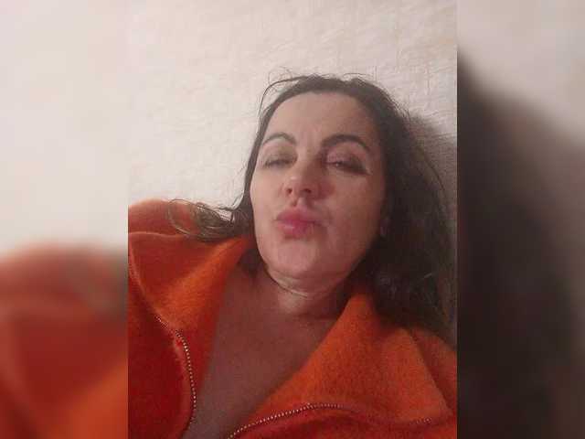 miss-kiss-kiss's BongaCams show and profile