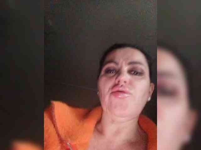 Miss_Kiss_Kiss webcam