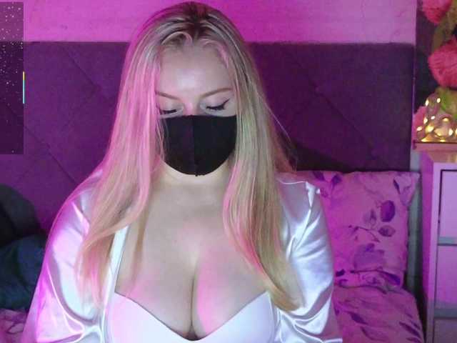 Victoria-'s BongaCams show and profile