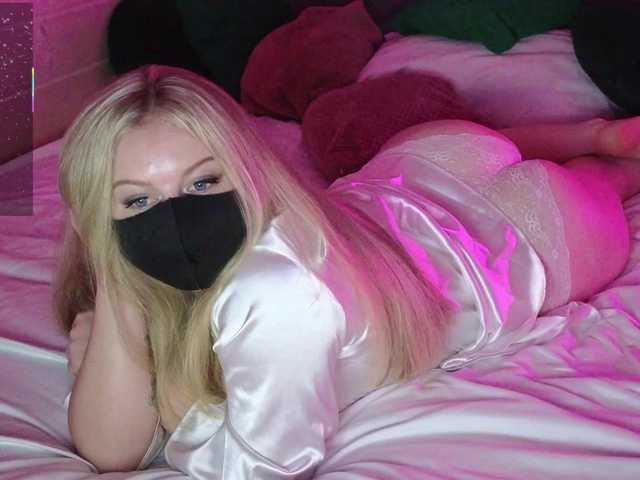 Victoria-'s BongaCams show and profile