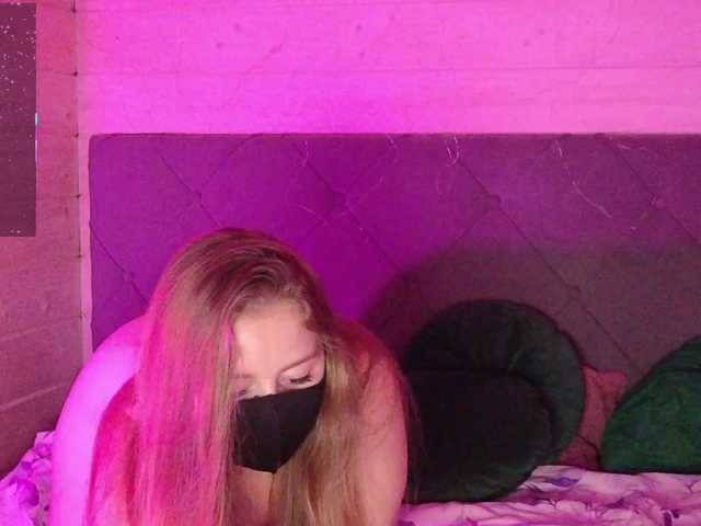 Victoria-'s BongaCams show and profile