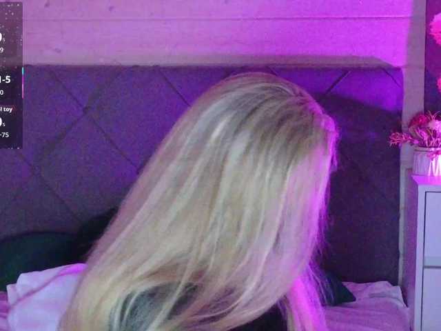 Victoria-'s BongaCams show and profile