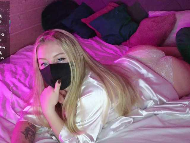 Victoria-'s BongaCams show and profile