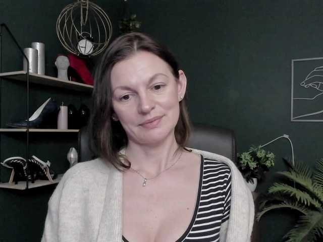 mrsVivian — Welcome to my world of passion and teasing you until you explode :) #heels #lush #feet #tease #joi #femdom #cfnm #mistress #humiliation #roleplay #cei #fantasy #c2c #natural #pvt