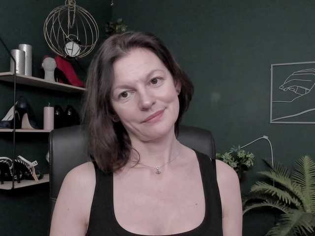 mrsVivian webcam bongacams model stream image