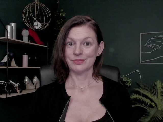 mrsVivian webcam bongacams model stream image