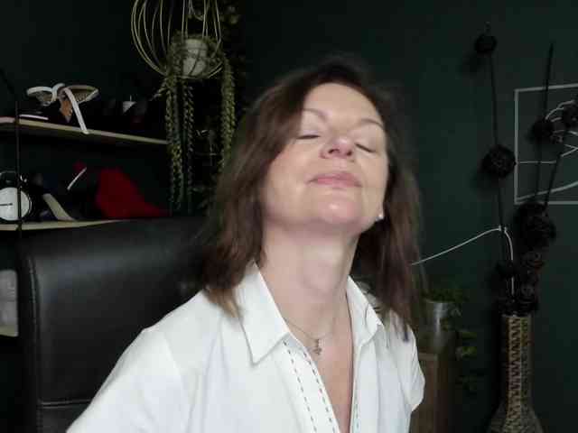 mrsVivian webcam