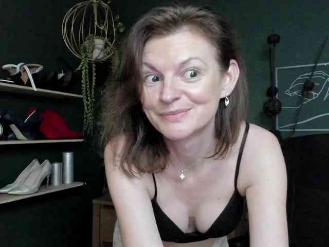 mrsVivian webcam